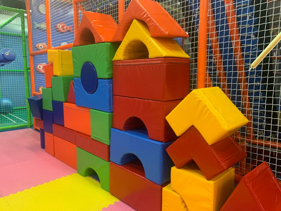 Игровые кубики для малышей в детском центр Умпа-Лумпа и ресторане Киселёк